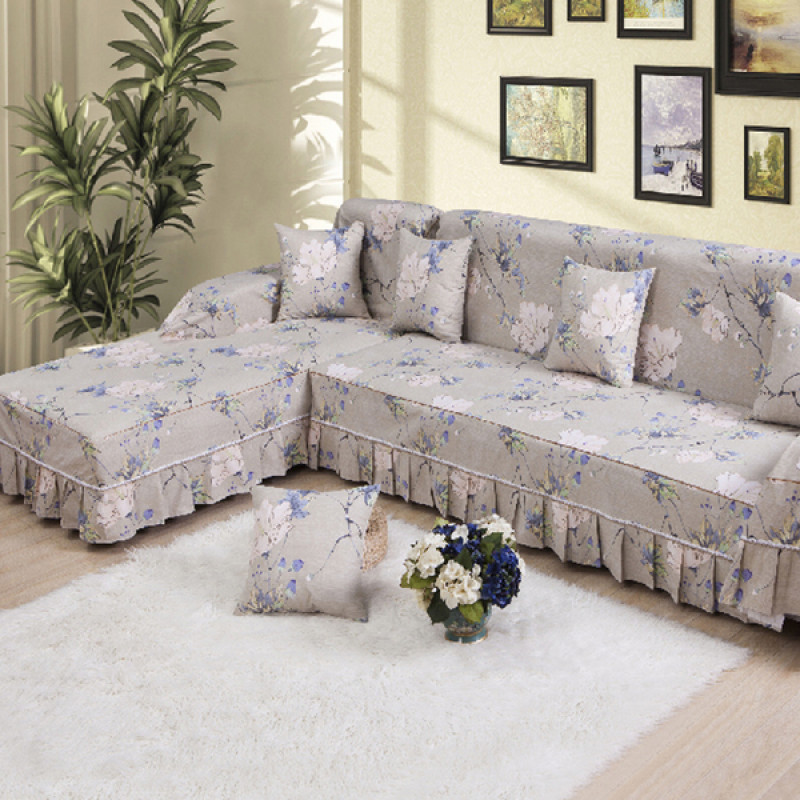 Как красиво застелить диван: выбор идеального покрывала и обзор вариантов расположения